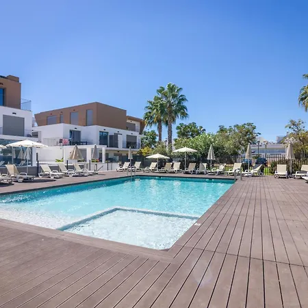 Luxury 2br With Terrace 5-min Walk *